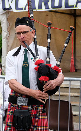 0217Sean Keane Concert and Festival Parade 3rd August