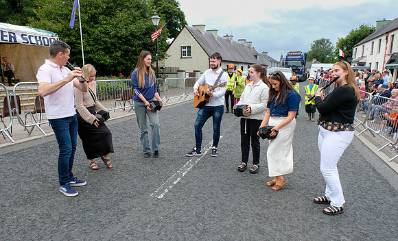 0266Sean Keane Concert and Festival Parade 3rd August