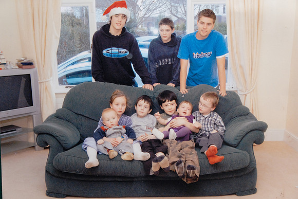 19 Family_