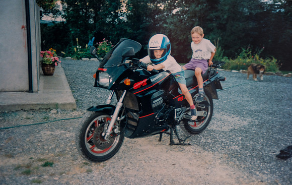 320 Family_