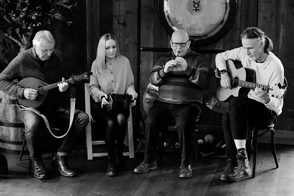 60 The Barn Photos 2nd Dec_