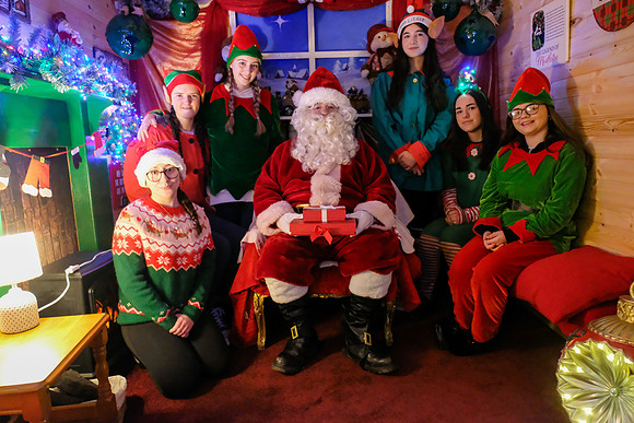 2 Agrina Santa 6th Dec
