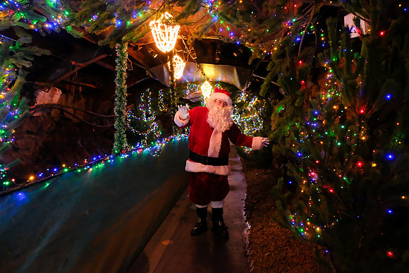 1 Agrina Santa 6th Dec