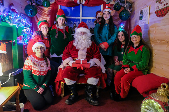 10 Agrina Santa 6th Dec