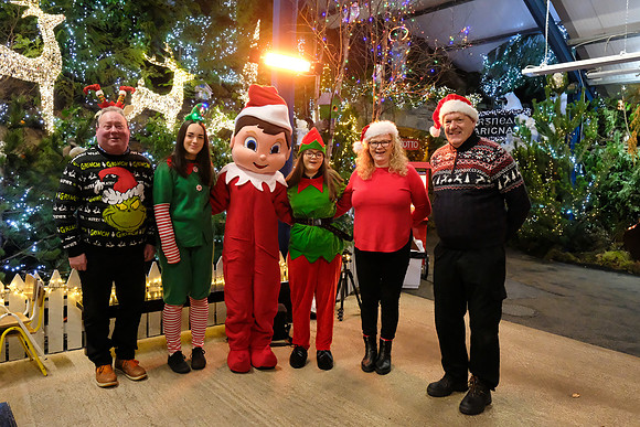 17 Agrina Santa 6th Dec