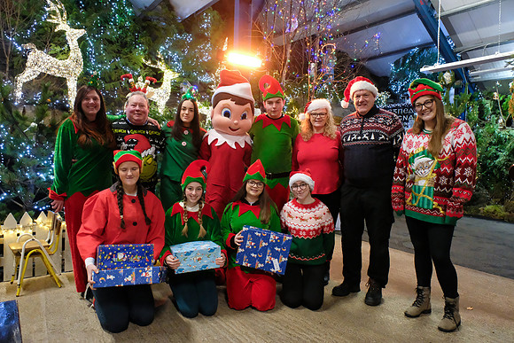20 Agrina Santa 6th Dec