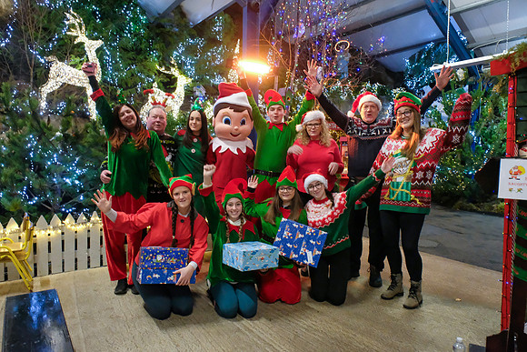 24 Agrina Santa 6th Dec