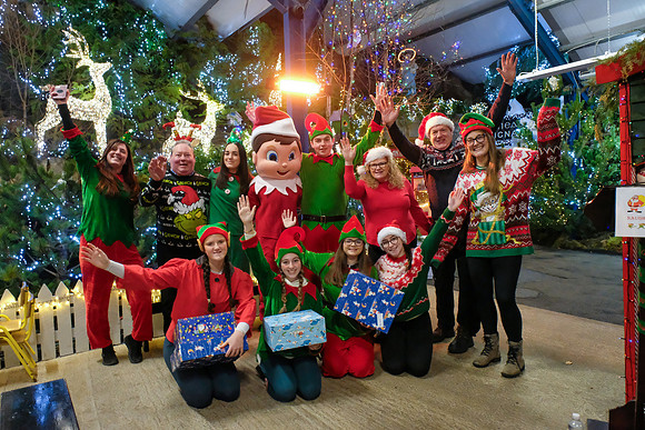 28 Agrina Santa 6th Dec