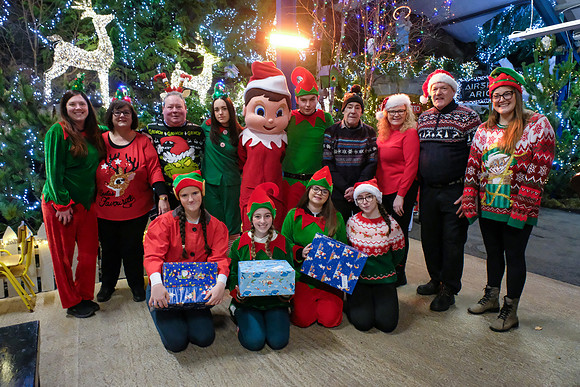 30 Agrina Santa 6th Dec