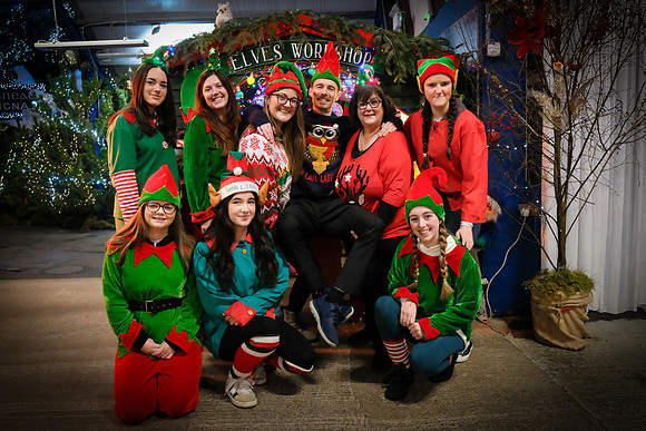 44 Agrina Santa 6th Dec