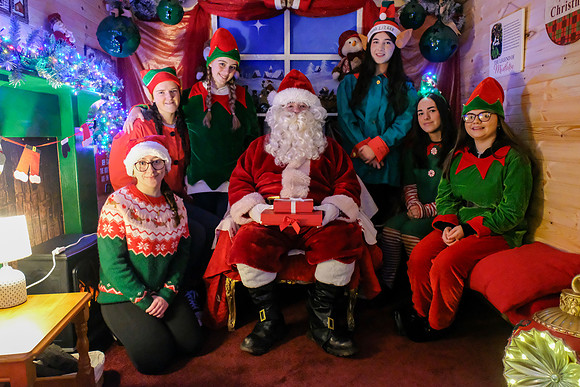 63 Agrina Santa 6th Dec
