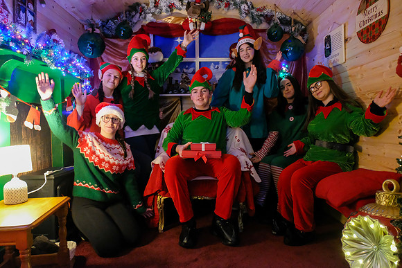59 Agrina Santa 6th Dec