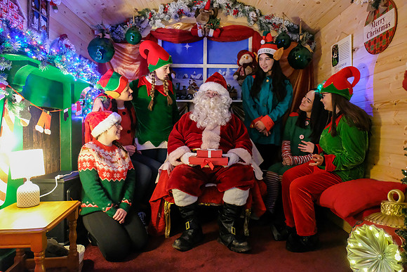 65 Agrina Santa 6th Dec