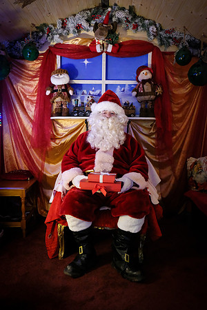 73 Agrina Santa 6th Dec