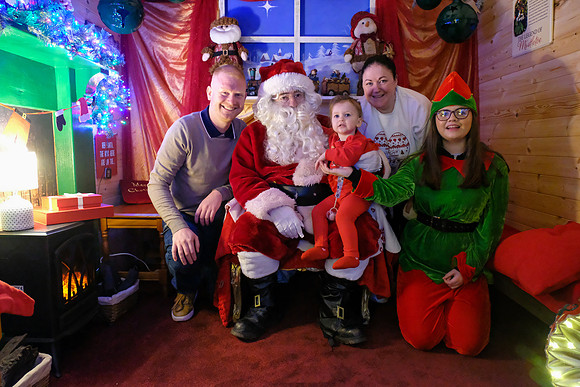 127 Agrina Santa 6th Dec