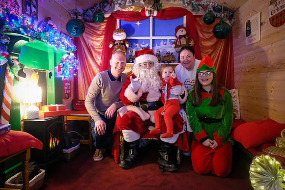 129 Agrina Santa 6th Dec