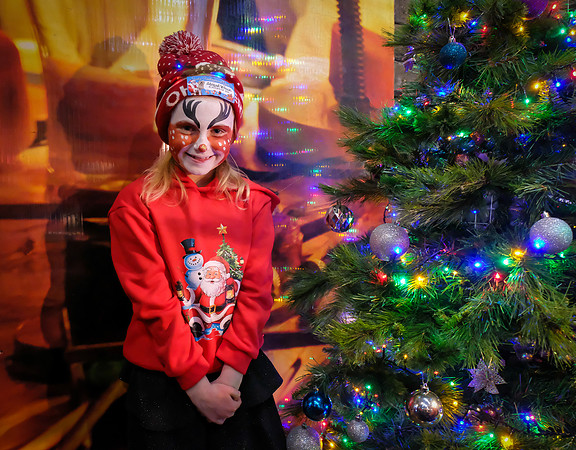 155 Agrina Santa 6th Dec