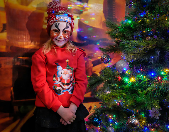 159 Agrina Santa 6th Dec