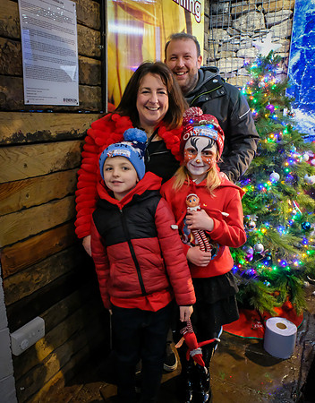 161 Agrina Santa 6th Dec