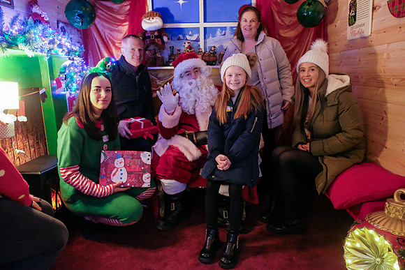 181 Agrina Santa 6th Dec