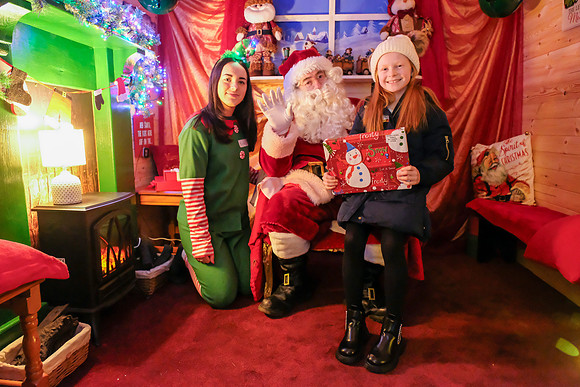 184 Agrina Santa 6th Dec