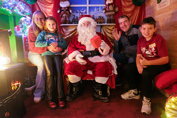 188 Agrina Santa 6th Dec