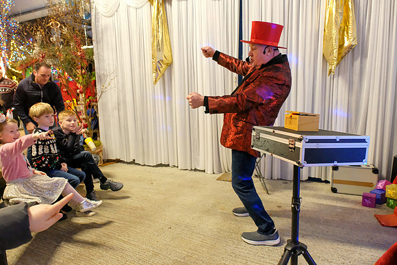 201 Agrina Santa 6th Dec