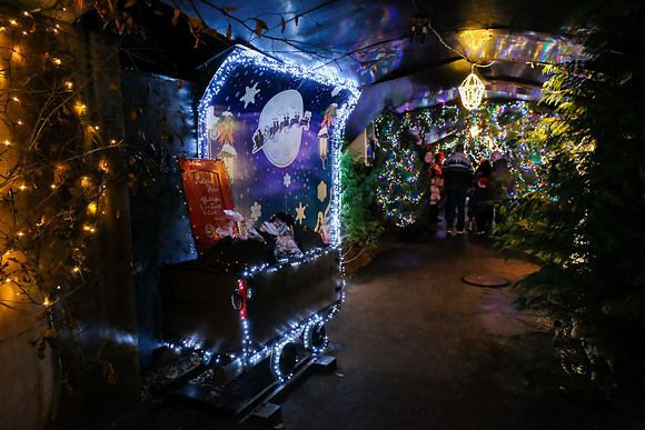 220 Agrina Santa 6th Dec