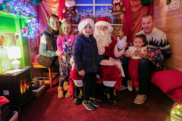 241 Agrina Santa 6th Dec
