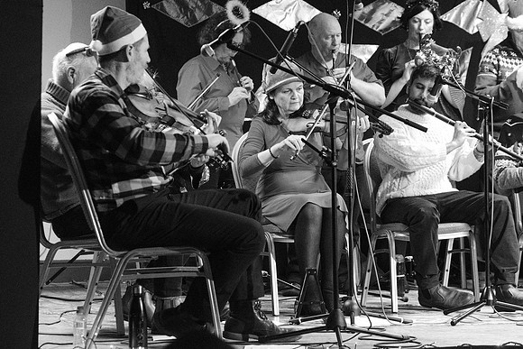 00090Drumbshanbo Music Course