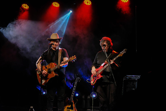 86 Monday at the Barn 11th Dec.