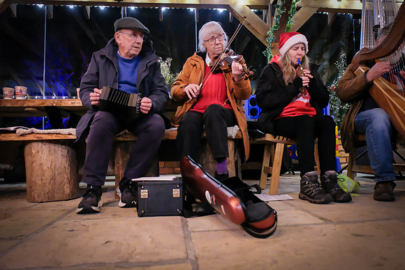 41 Carolan Collective at the Cedero 12th Dec