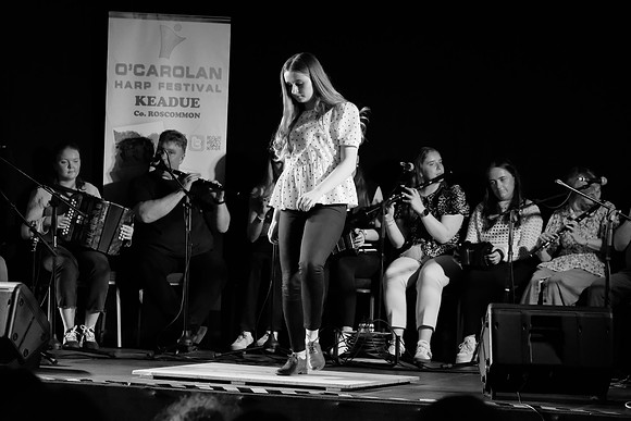 0096 O'Carolan Harp Festival 5thAugust Door Dancing