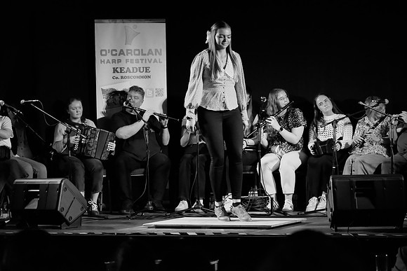0202 O'Carolan Harp Festival 5thAugust Door Dancing