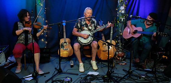 0007 Leitrim Listeners Folk Club 8th August edited