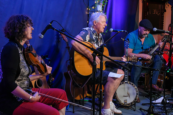 0012 Leitrim Listeners Folk Club 8th August edited