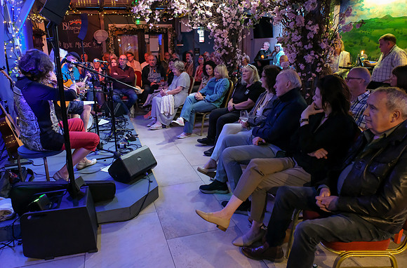 0013 Leitrim Listeners Folk Club 8th August edited