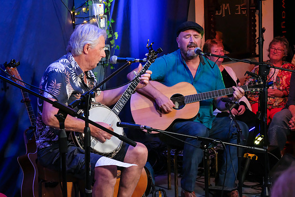 0014 Leitrim Listeners Folk Club 8th August edited