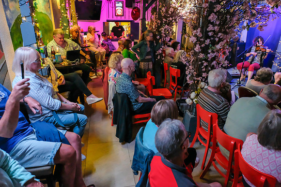 0040 Leitrim Listeners Folk Club 8th August edited