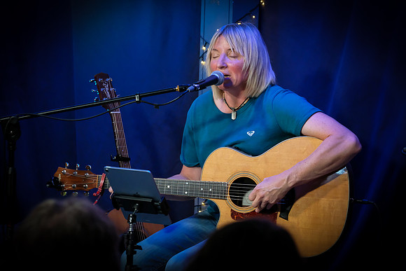 0070 Leitrim Listeners Folk Club 8th August edited