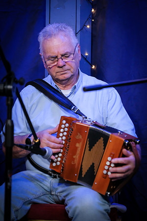 0076 Leitrim Folk Listeners Cllub 15th August