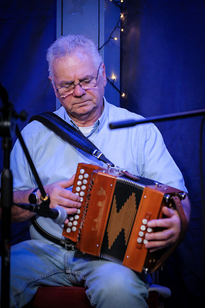 0077 Leitrim Folk Listeners Cllub 15th August