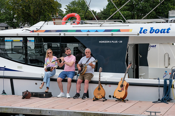 0013 Le Boat Carolan Collective Reel Craic sessions 14th August