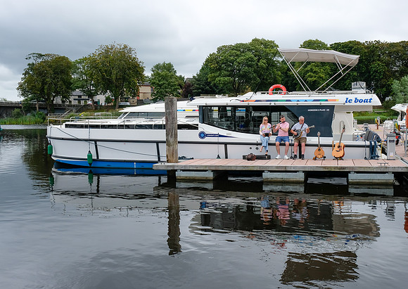 0014 Le Boat Carolan Collective Reel Craic sessions 14th August