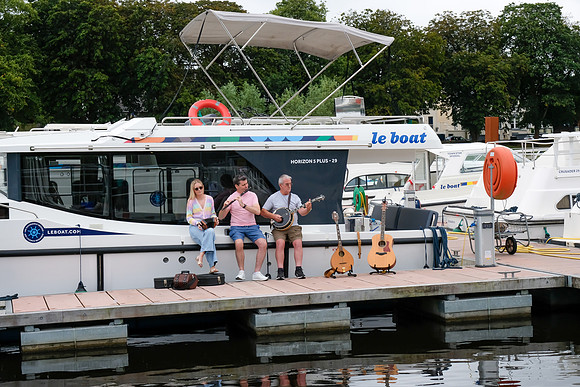 0016 Le Boat Carolan Collective Reel Craic sessions 14th August