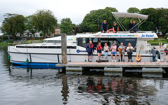 0019 Le Boat Carolan Collective Reel Craic sessions 14th August