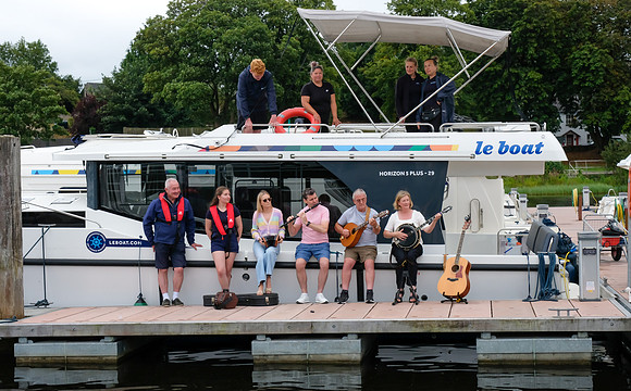 0024 Le Boat Carolan Collective Reel Craic sessions 14th August