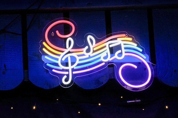 75 Leitrim Listeners Club 5th Sept. edited_