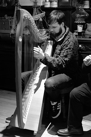 0129 O'Carolan Musicians
