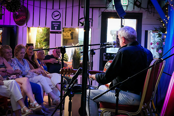 0012 Leitrim Listeners Club